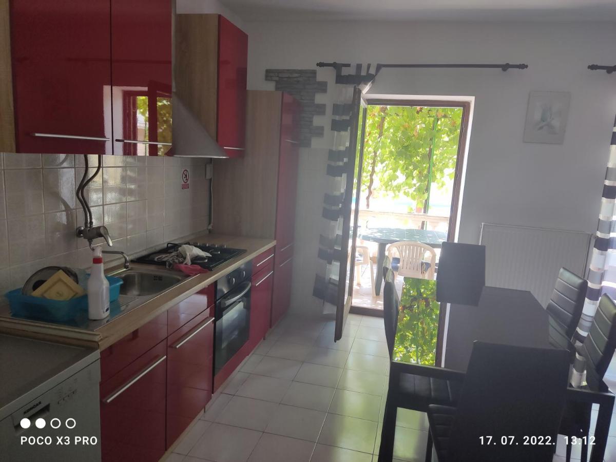 Apartman Bruna ชิเบนิก ภายนอก รูปภาพ